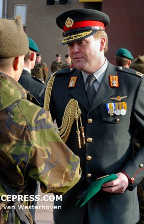 Groene baretuitreiking met een Koninklijk tintje