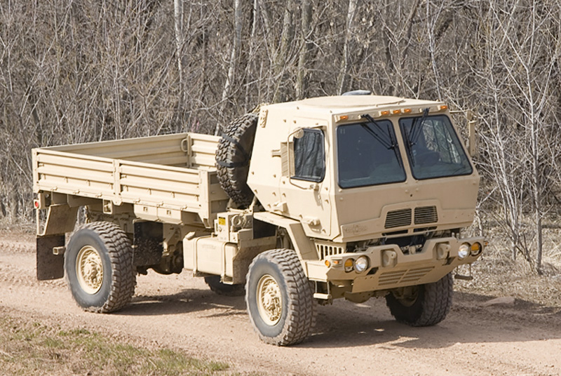 Oshkosh FMTV 4x4 Cargo