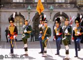 Grenadiers en Jagers herstellen vooroorlogse Haagse traditie in ere