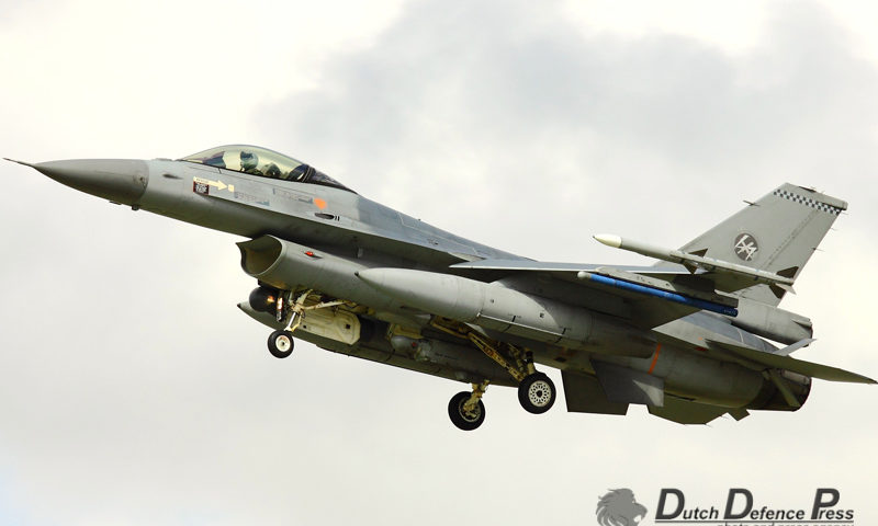 Frisian Flag 2012 – contractor support of air operations