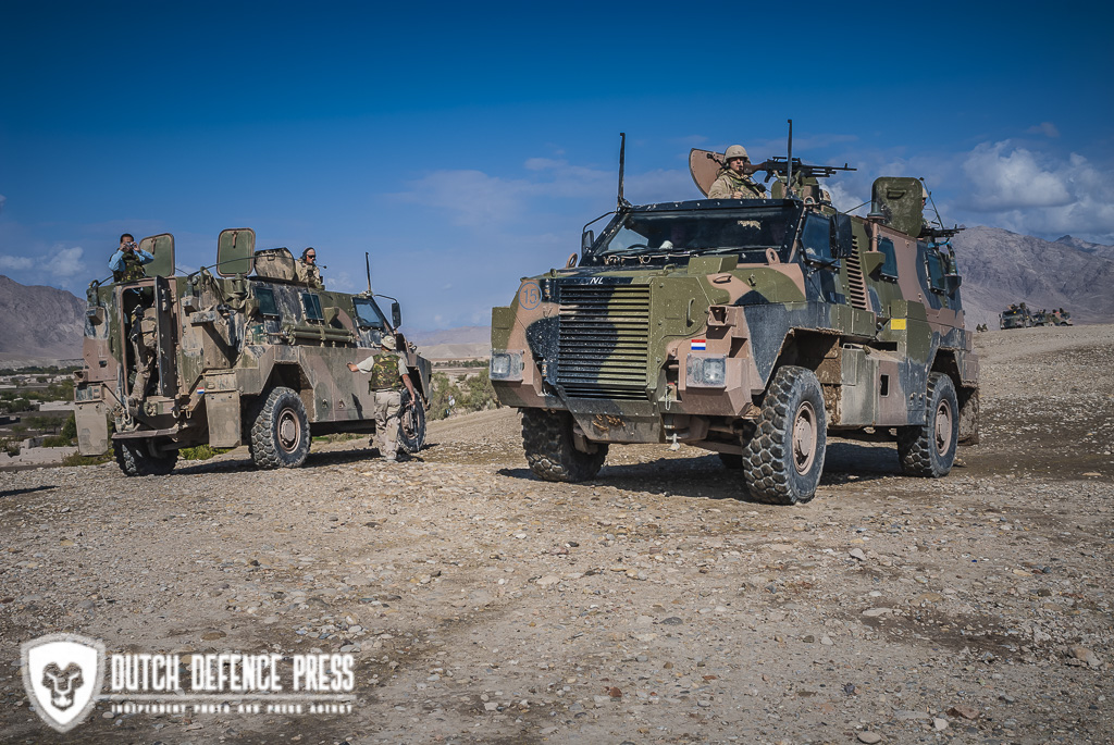 Bushmaster, Australian “Battle-Limousine” has Dutch soldiers