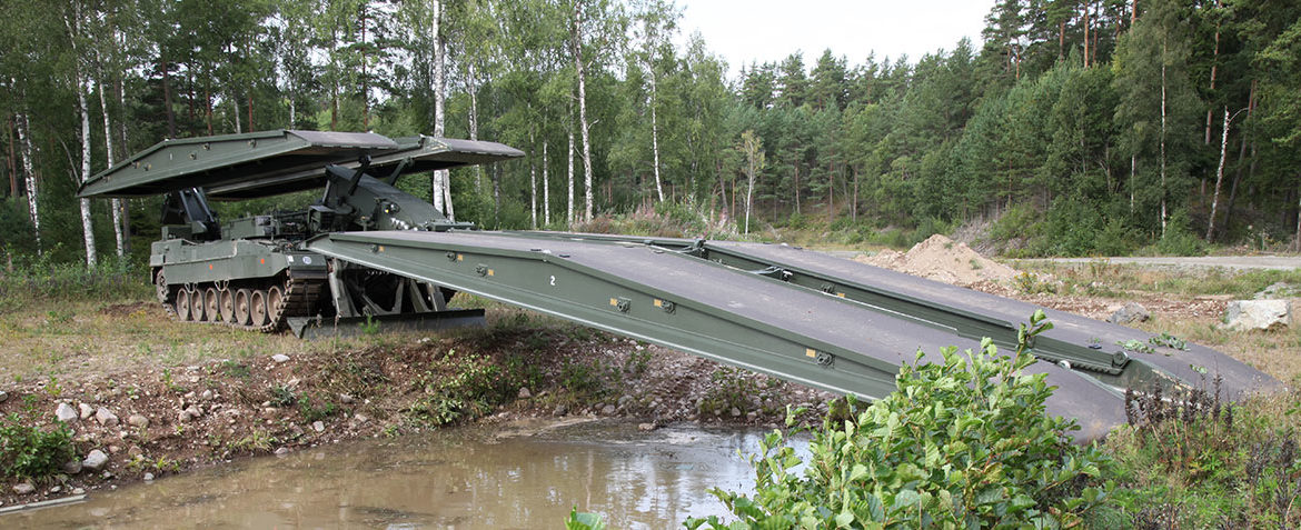 Duitse leger krijgt verdere LEGUAN-bruggenlegger