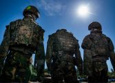 Groen licht aanbesteding interim gevechtskleding