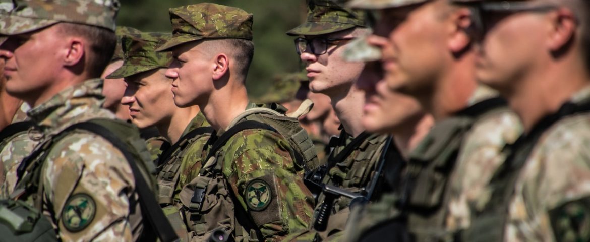 Litouwen staat bezit van volautomatische wapens toe aan soldaten, reservisten en leden schuttersunie
